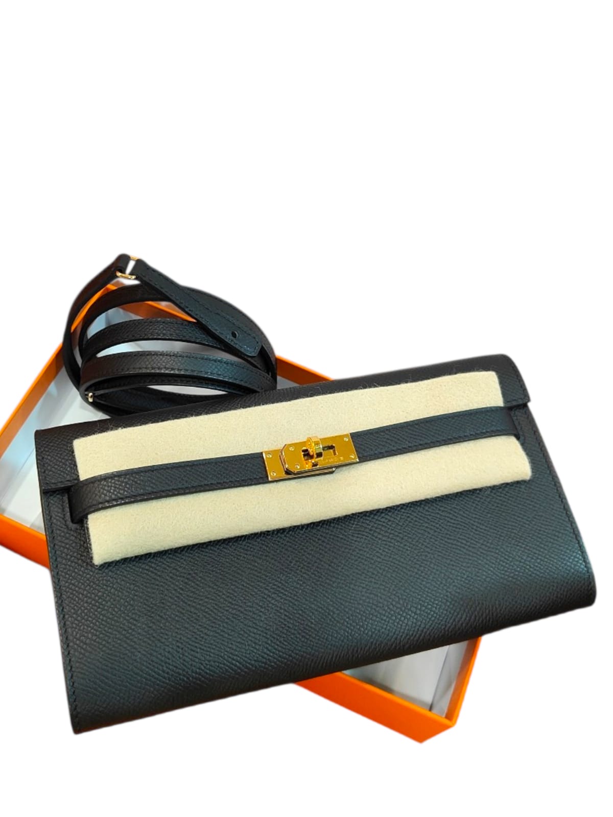 Hermes Kelly To Go Noir Epsom GHW