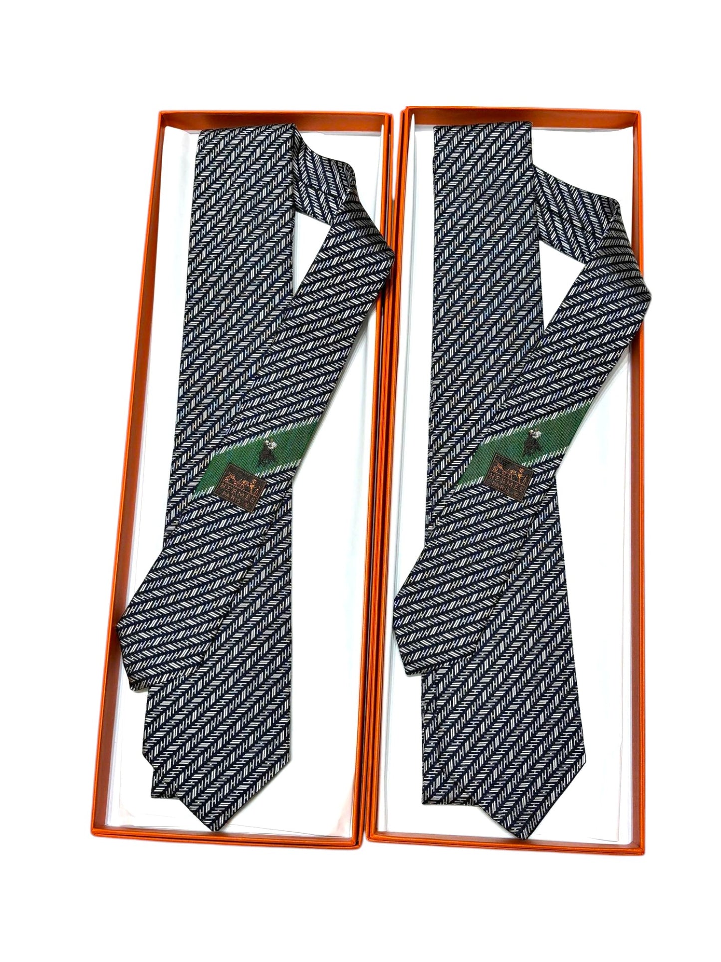 Hermes Cravate Tonneau Tie