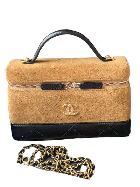 Chanel Vanity Light Brown Suede Calfskin & Black Shiny Lambskin AGHW 26S