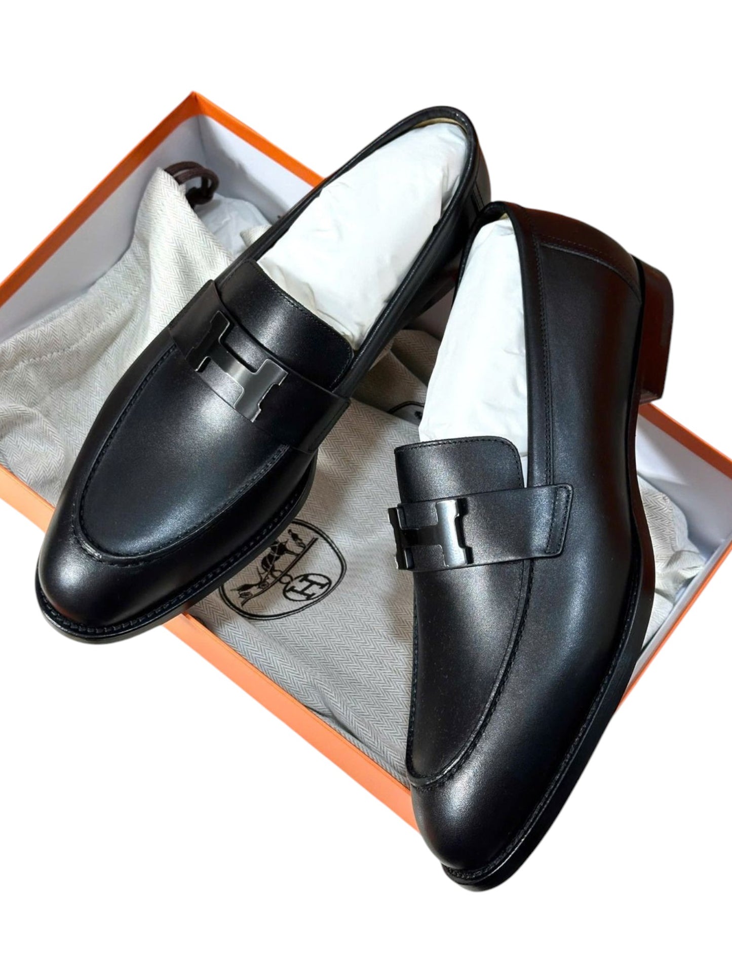 Hermes Paris Fitted Loafer Noir