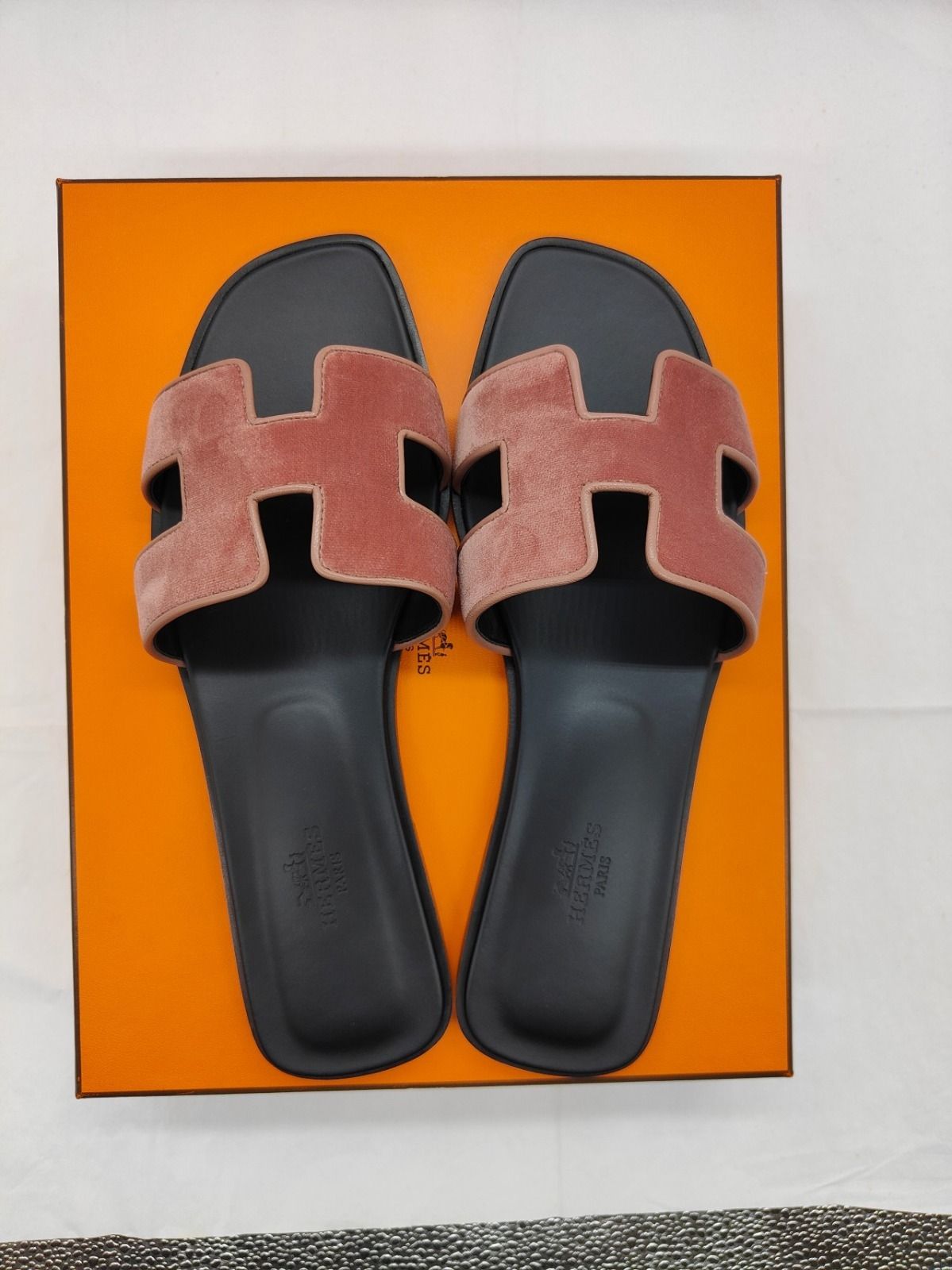 Hermes Sandal Women Oran Bois De Rose Goatskin